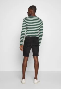 Indicode Jeans Kaden Holes - Jeansshorts - Ultra Black -Indicode Jeans 14987b5259684abea1d6722dd449780a