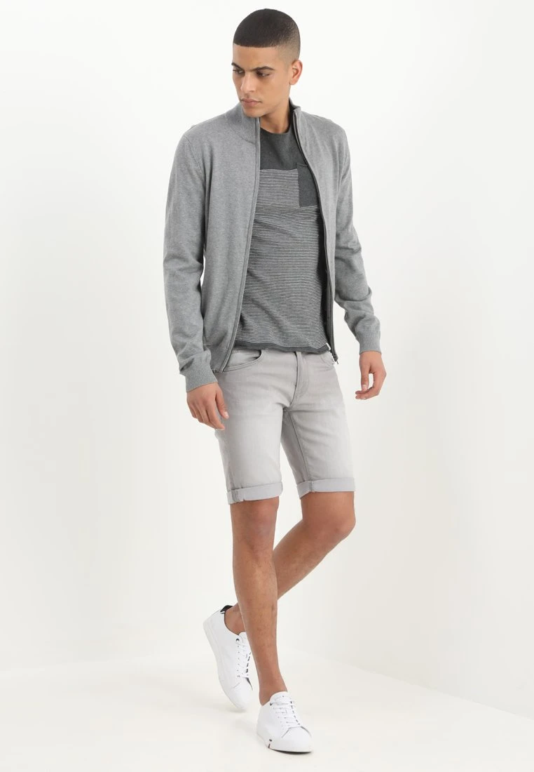 Indicode Jeans Kaden - Jeansshorts - Light Grey 4 Indicode Jeans Kaden - Jeansshorts - Light Grey - Bilde 2