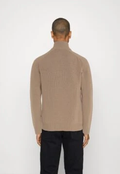 Indicode Jeans Inyosevally - Strikkegenser - Irish Cream -Indicode Jeans 3f19f37261ad4f35a35d26797a9b4788