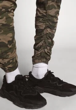 Indicode Jeans Lakeland - Cargobukse - Dired -Indicode Jeans 55668e14311f4fd49e81d225e1db6c53