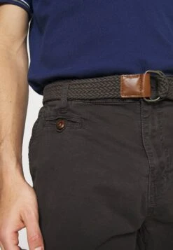 Indicode Jeans Coner - Shorts - Raven -Indicode Jeans 62d90de322044c5485969319dc68f673