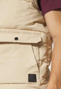 Indicode Jeans Injace - Vest - Irish Cream -Indicode Jeans 6885926f57244b0286a51d3683be4391