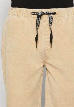 Indicode Jeans Ludvig - Shorts - Irish Cream -Indicode Jeans 6957d6d99b954691afd9866b389bd99f