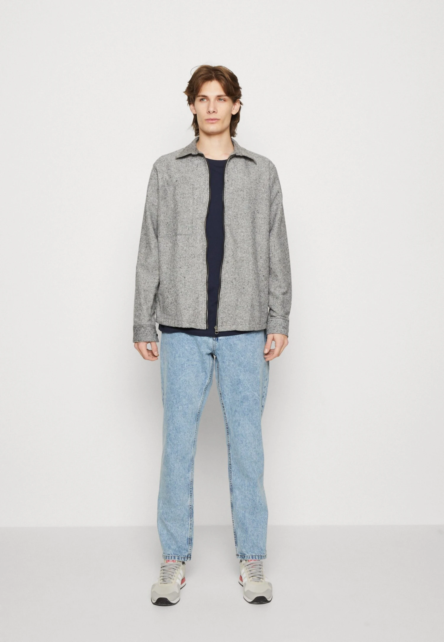 Indicode Jeans Jeans Tapered Fit - Frozen Bleach 4 Indicode Jeans Jeans Tapered Fit - Frozen Bleach - Bilde 2