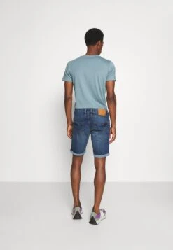Indicode Jeans Kaden - Jeansshorts - Medium Indigo -Indicode Jeans 9025b6866ea04bec88bfa684102f1940
