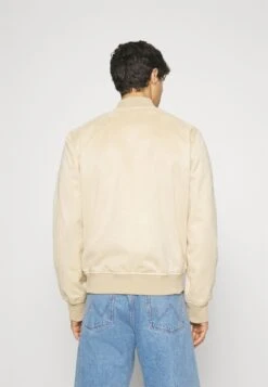 Indicode Jeans Wayne - Imitert Skinnjakke - Irish Cream -Indicode Jeans 906cd725d1c64cc0b1779f89ada7791b