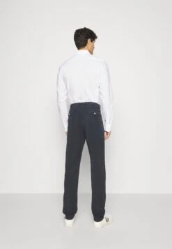 Indicode Jeans Ville - Bukse - Navy 10 Indicode Jeans Ville - Bukse - Navy -Indicode Jeans 97c3880cc86d42fdbd02c729c35fe4fa