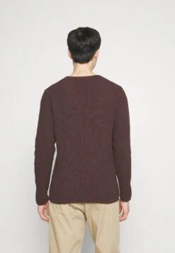 Indicode Jeans Strikkegenser - Dark Brown -Indicode Jeans 9898da3c701d4c3e935277d0b094e6ed