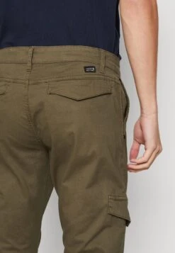 Indicode Jeans Javier - Cargobukse - Army 11 Indicode Jeans Javier - Cargobukse - Army -Indicode Jeans b344b1037cd74a6aae3f10f52c4ad088