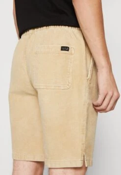 Indicode Jeans Ludvig - Shorts - Irish Cream -Indicode Jeans b69bb8777558438fb10cdbd9cf663350