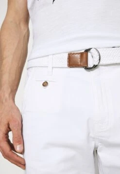 Indicode Jeans Coner - Shorts - Offwhite -Indicode Jeans c985c8368fdb48ffb118734a04ff2fa1