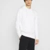 Indicode Jeans Wilkins - Sweatshirt - Offwhite -Indicode Jeans ce3502e0857244bba25aa48d660c10e3