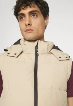 Indicode Jeans Injace - Vest - Irish Cream -Indicode Jeans d98896abc3574628bee87aa1e59d73ed