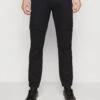 Indicode Jeans Javier - Cargobukse - Black -Indicode Jeans e9c05fd4768b427dbd643ce35c01e1cf