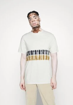 Indicode Jeans Pisto - T-Shirts Med Print - Offwhite