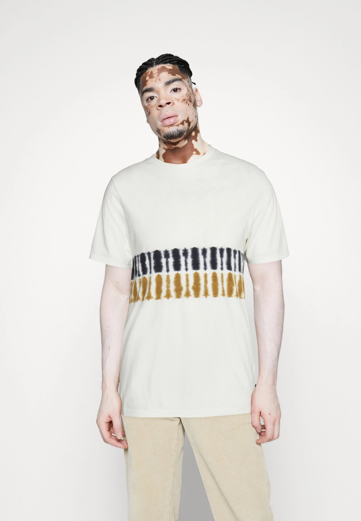 Indicode Jeans Pisto - T-Shirts Med Print - Offwhite 3 Indicode Jeans Pisto - T-Shirts Med Print - Offwhite
